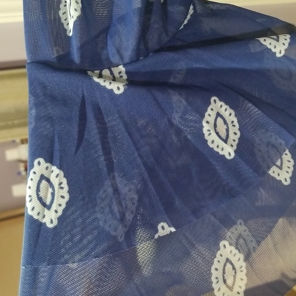 Harlow & Rose V neckline ,Ruffles sleeves  Tulle dress Size XL - Picture 9 of 12